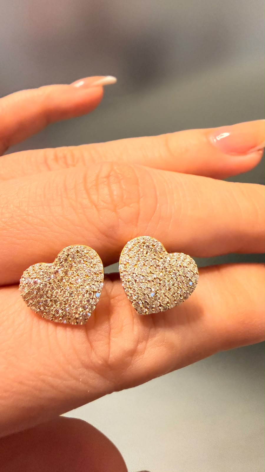 ARETES CORAZON DIAMANTES 18K